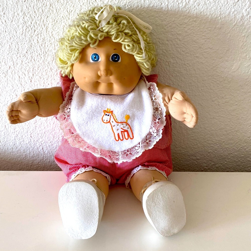 Vintage Cabbage Patch doll from the 70s